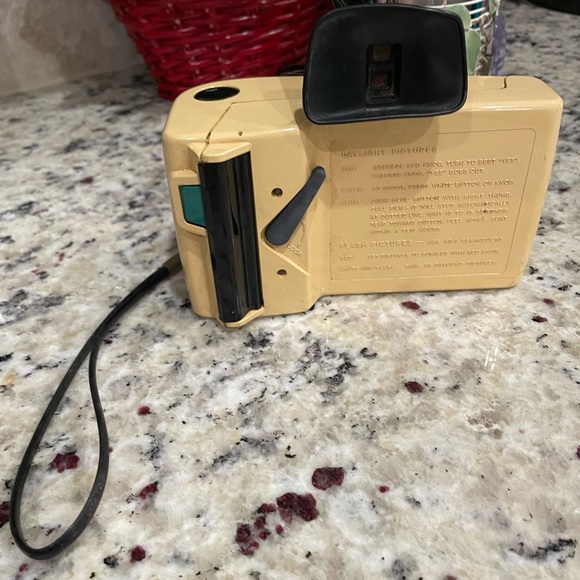 THE ORIGINAL POLAROID SWINGER Camera Vintage 70’s The Collector’s dream w Strap - Picture 9 of 13